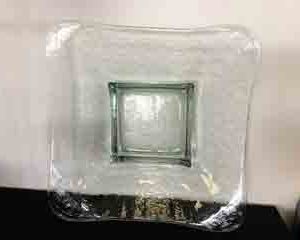 Plat en  Verre Creux
